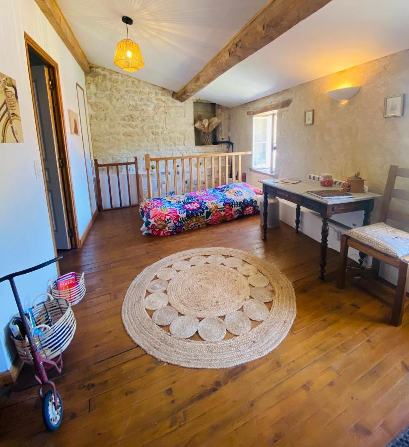 La Barauderie , Chambre Individuelle Mazeray Buitenkant foto